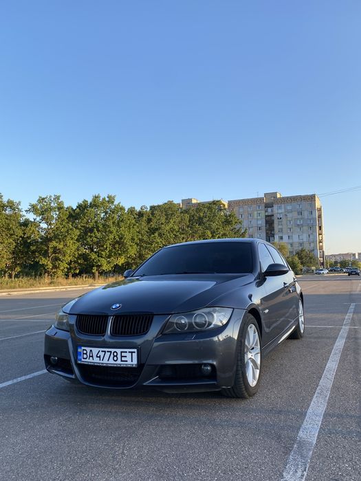 Продам BMW E90 330XI 2006р.