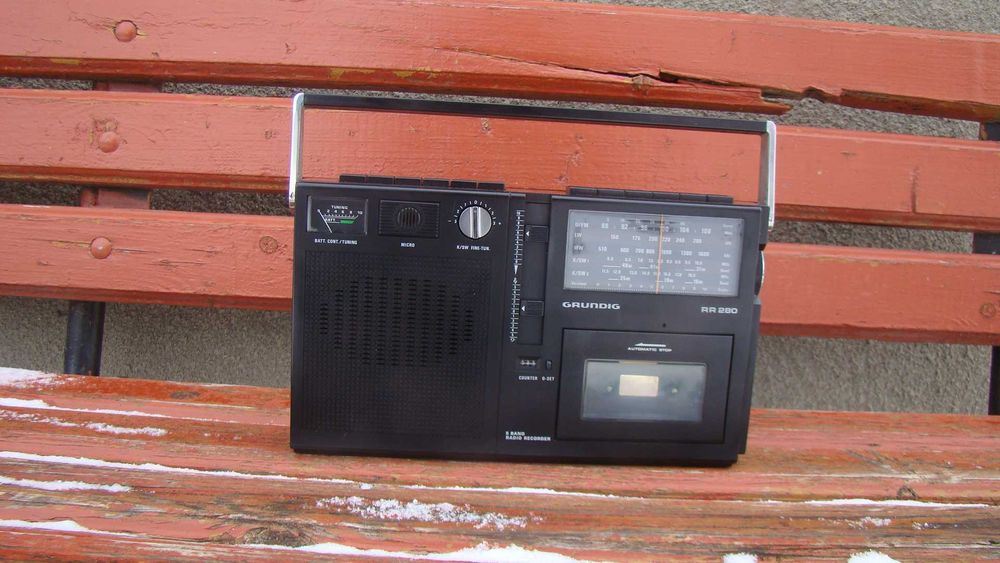 Grundig  RR  280
