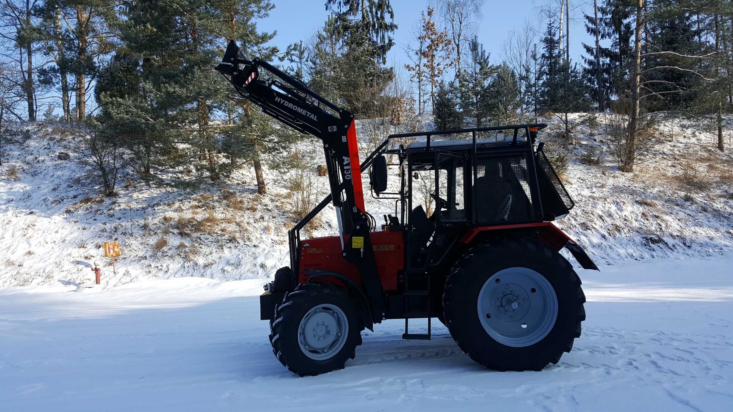 Ładowacz TUR AT-30 MTZ Belarus URSUS ZETOR New Holland JD FENDT