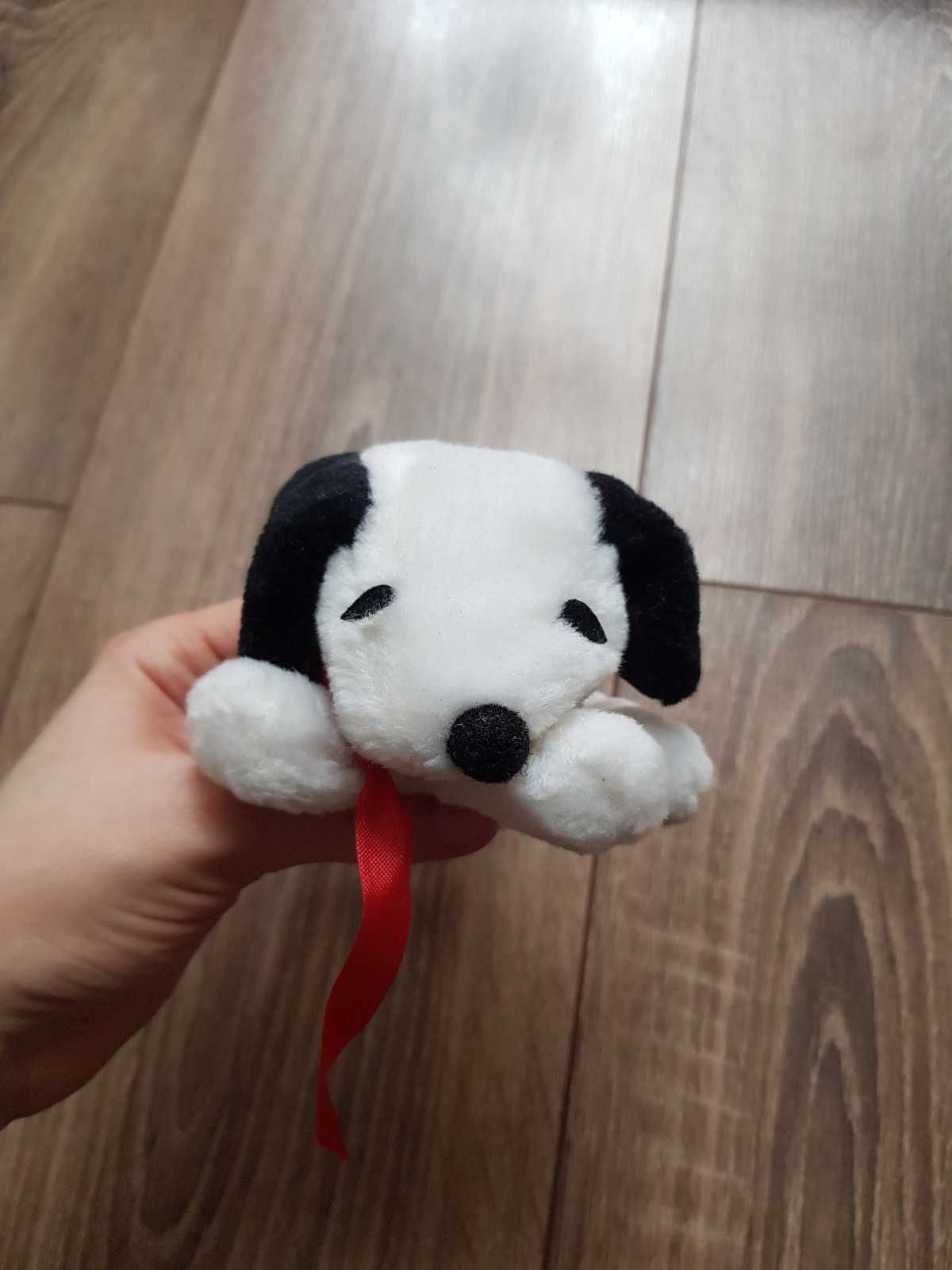 Pluszowy piesek Snoopy Fistaszki zabawka k maskotka