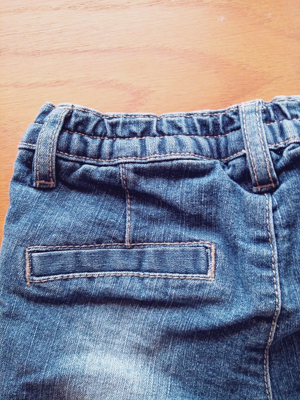 Spodnie jeans 68