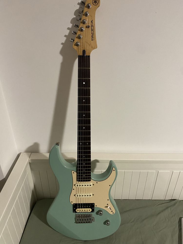 Yamaha Pacifica 112V - Seymour Duncan