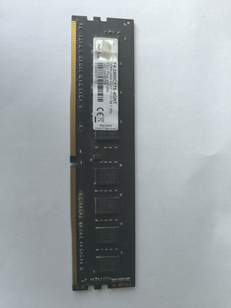 Оперативна пам'ять G.Skill DDR4 2400 4Gb