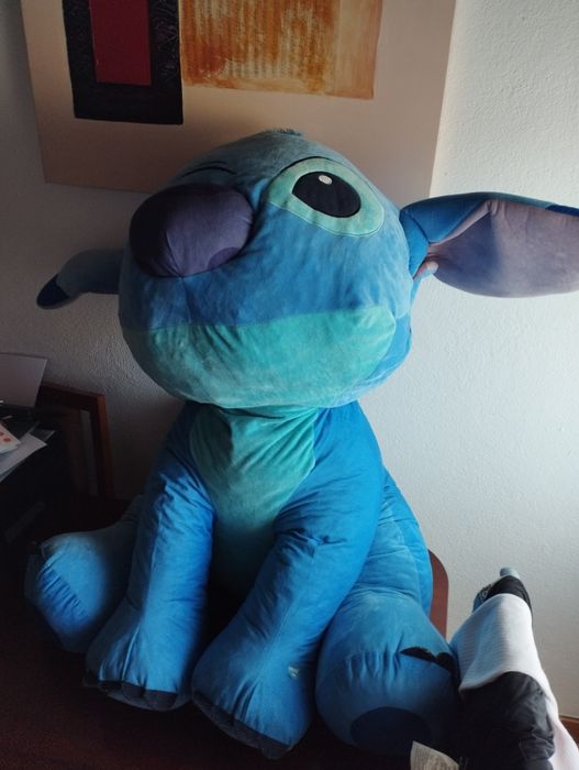 Stitch gigante (também fala)