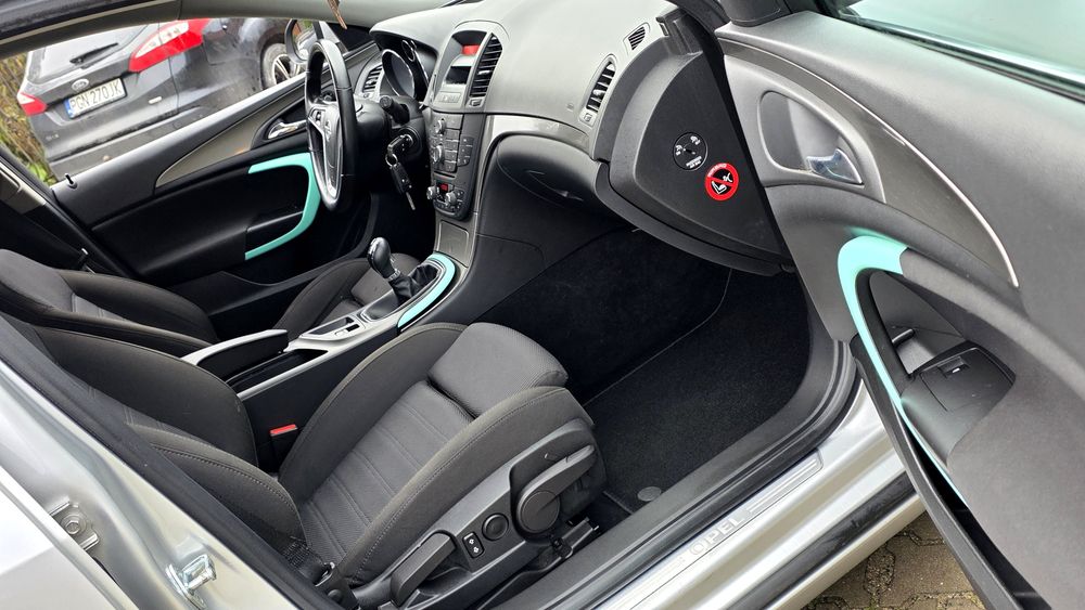 Śliczna Insignia 2.0 Turbo benzyna z Niemiec opłacona