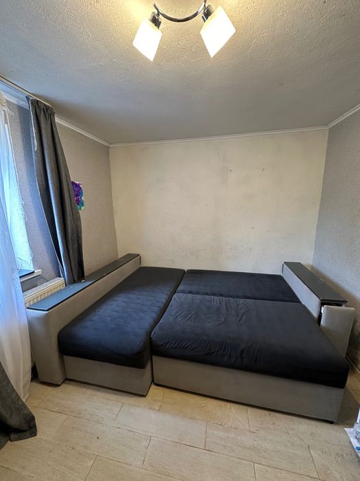 Диван кутовий у хорошому стані