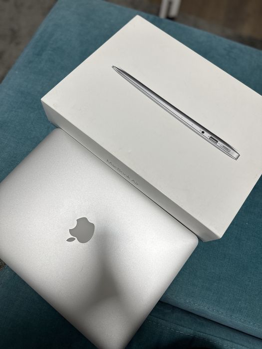 MacBook Air 13 early 2015