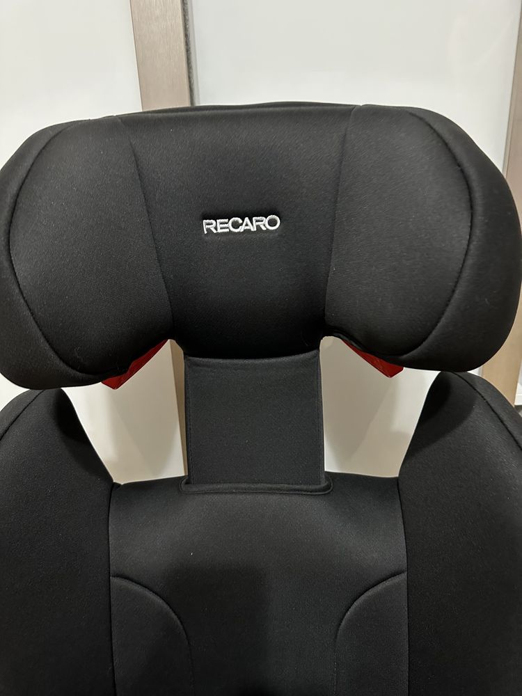 Автокрісло RECARO Monza Nova EVO Seatfix(Core Deep Black)
