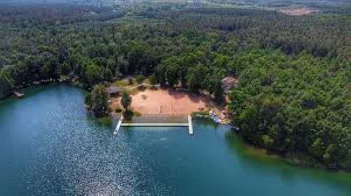 Domek letniskowy nad jeziorem Okonin w pobliżu Torunia JEZIORO OKONIN