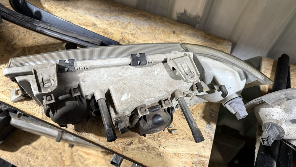 Фари передні ВАЗ 2112