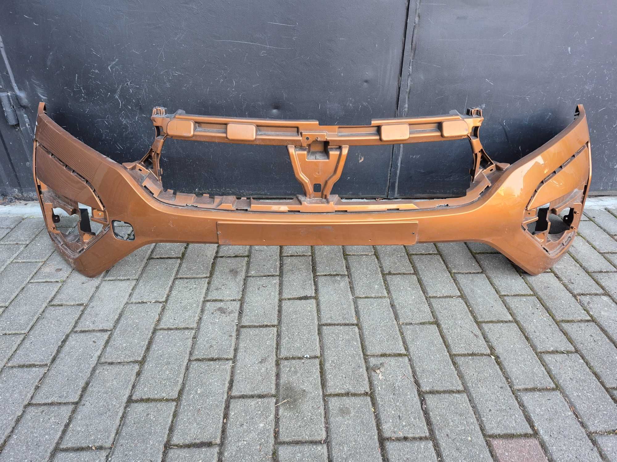 Dacia Sandero III Stepway 20- Zderzak przód przedni oryginalny