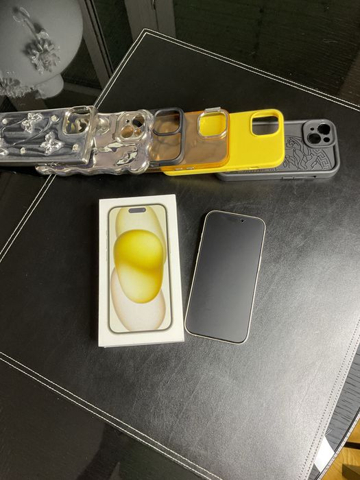 Iphone 15 jak nowy