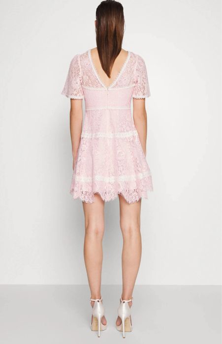 Sukienka koktailowa Needle&Thread