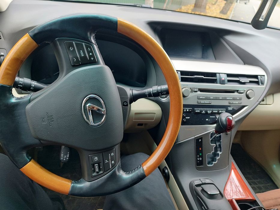 Продам свій Lexus RX 350