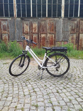 Rower Romet Gazela damski elektryczny  roz. M 18 jak nowy