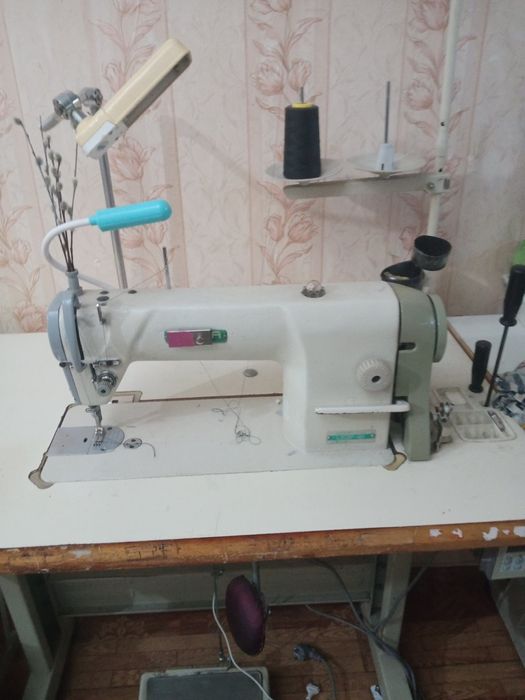 Швейные машинки продам