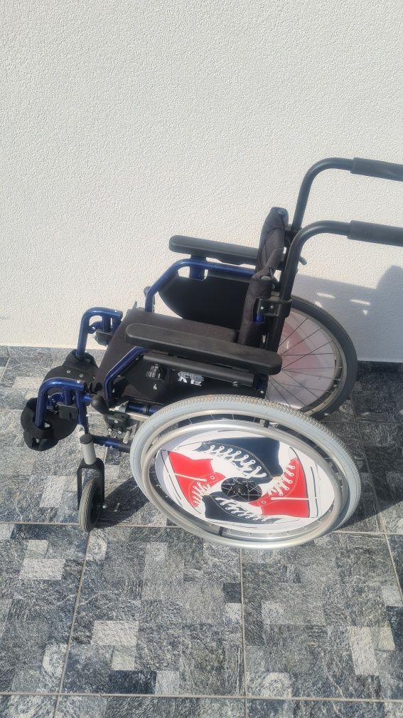 Wózek inwalidzki skladany dla dziecka