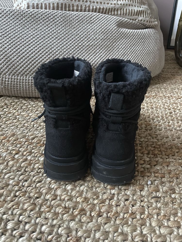 Buty Zimowe botki dziecięce Reserved 32