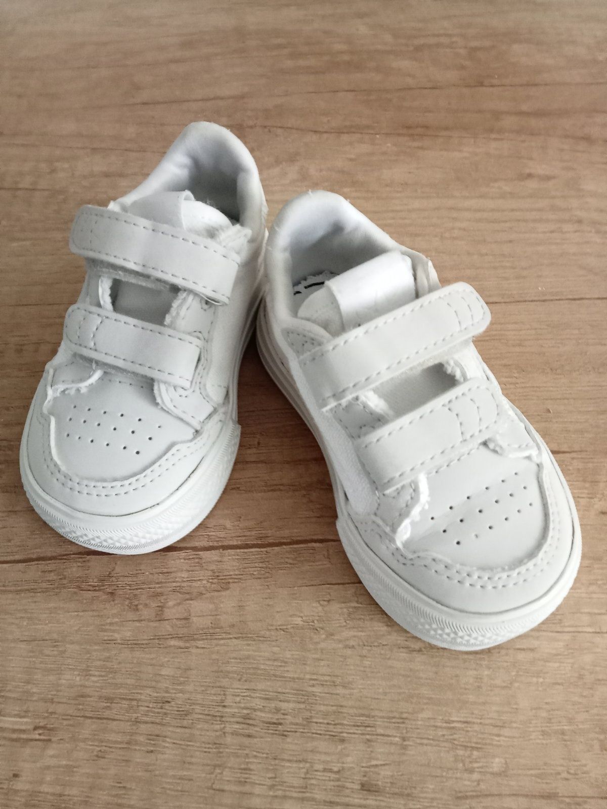 кросівки дитячі  Adidas
