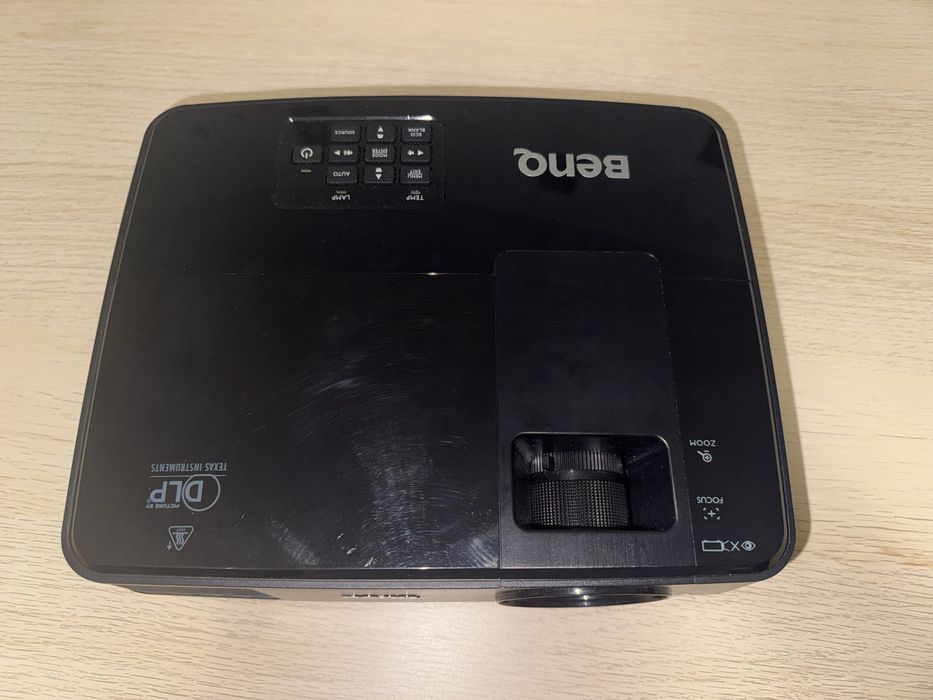 Projektor BenQ MX505