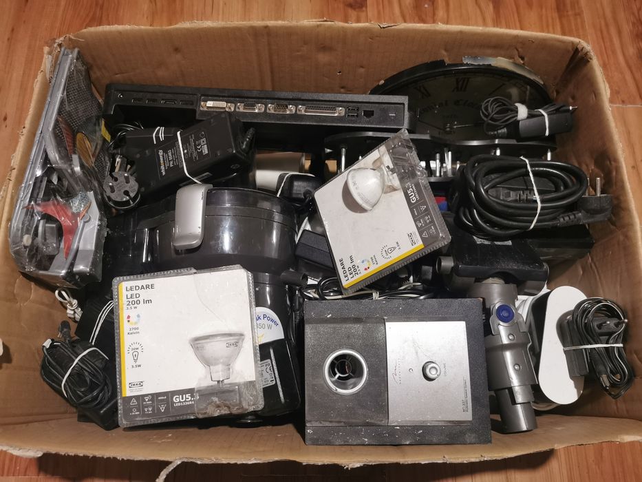Karton box mix elektroniki 13