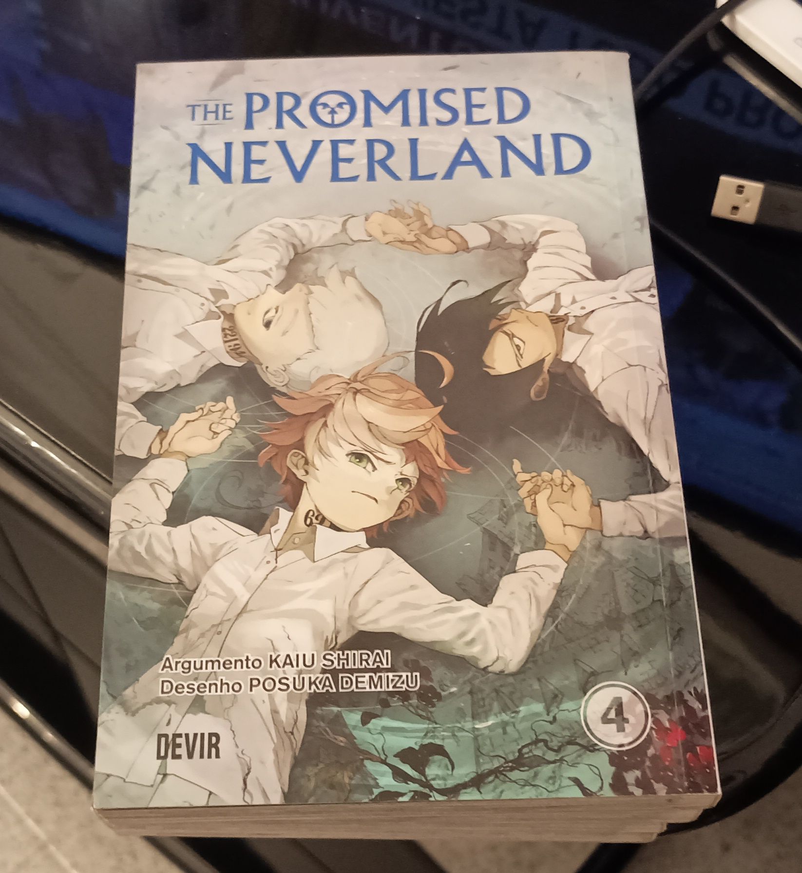 Theo promised Neverland vol. 1,2,3,4,e 5