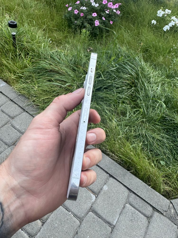 Продам iPhone 12 pro max
