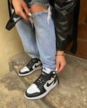Jordan 1 Retro Black
