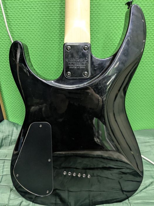 Продам Jackson JS32TQ mapple arch top