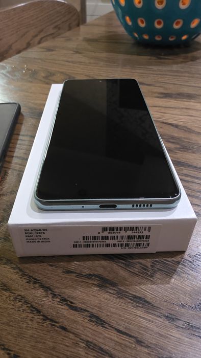 Samsung Galaxy A73 5G — стиль, швидкість і надійність!