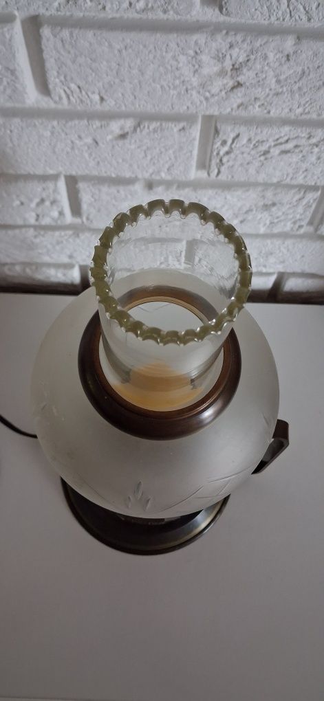 Lampa stołowa elektryczna
