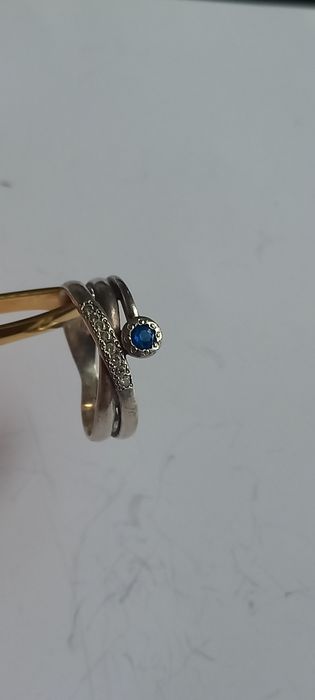 Серебряное кольцо