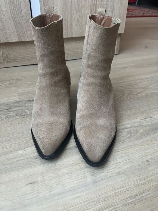 Козаки бежеві, натуральна замша