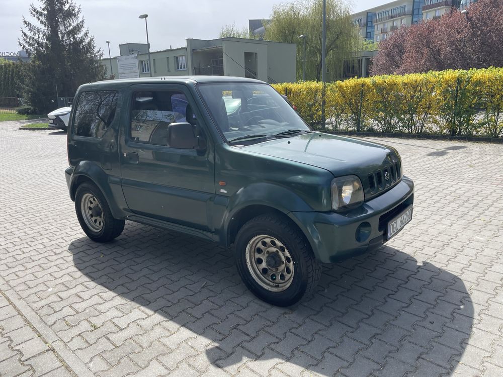 Suzuki Jimny 1.3 82KM hak 4x4