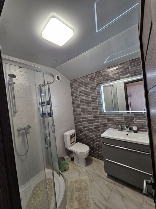 Нове житло з дизайнерським ремонтом подобово!  Електрика цілодобово