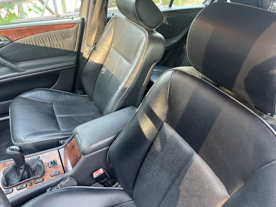 Mercedes Benz E270 CDI Elegance
