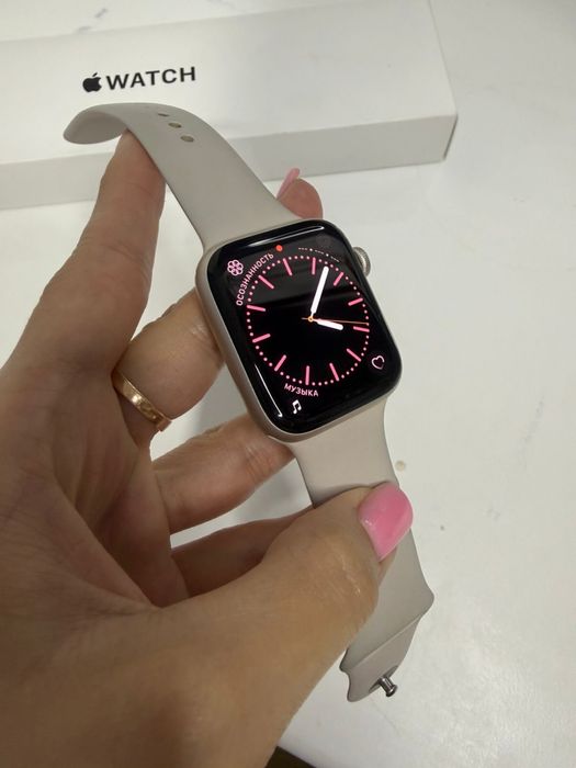 Apple Watch SE (2024) GPS 44mm