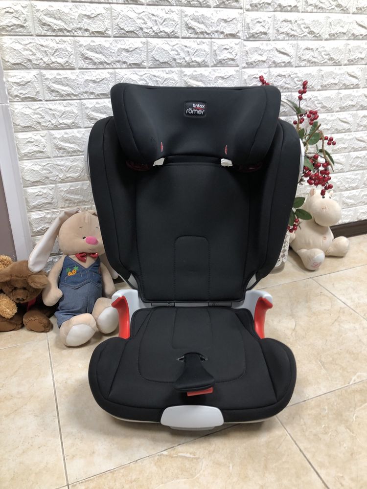 Автокрісло BRITAX ROMER KIDFIX 2 XP SICT Група 2/3 (15-36кг) бустер