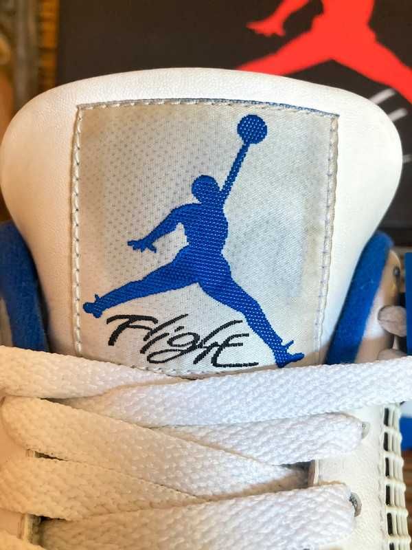 Jordan 4 Retro Motorsports R.43