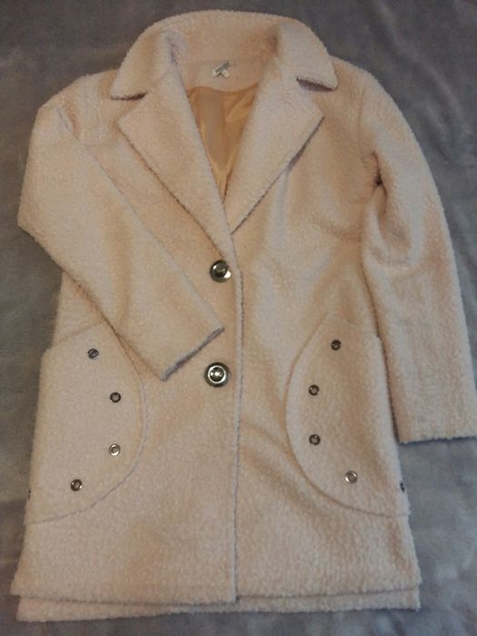 Легеньке пальто піджак