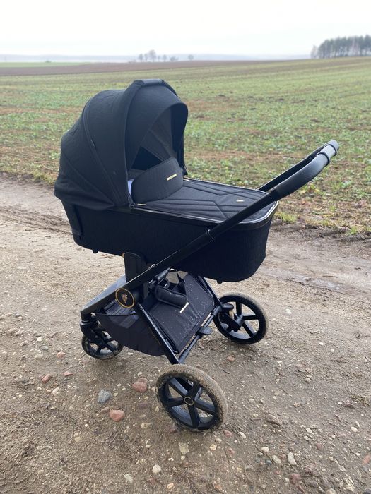 Wózek 2 w1 Venicci Tinum Upline All Black