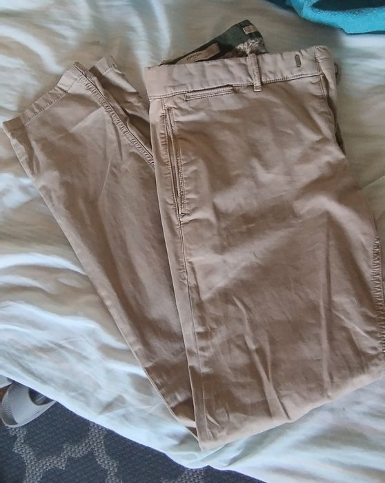 Calça Mango homem tam 40 bege