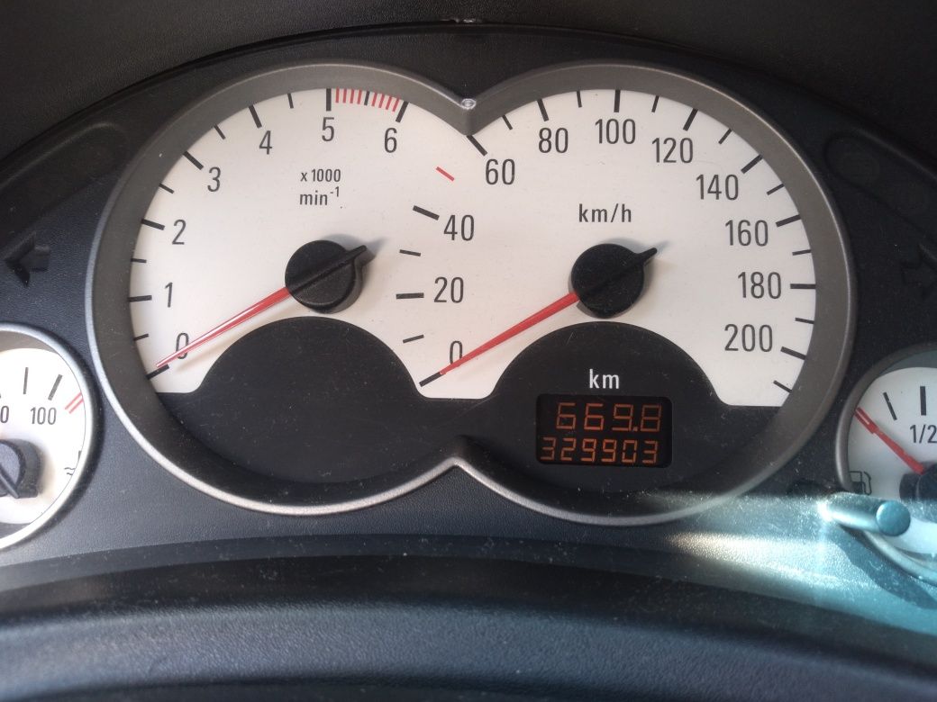 Opel corsa c 1.7dti