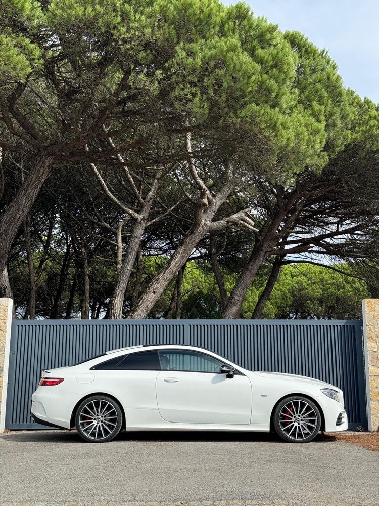 Mercedes-benz E220D 4matic coupe 9G-tronic AMG line