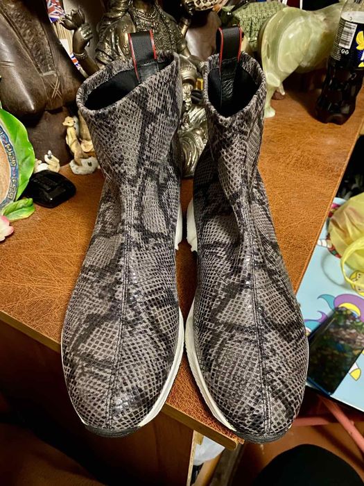 Кожаные кросовки, хайтопы, сникерсы Weekend by Pedro Miralles