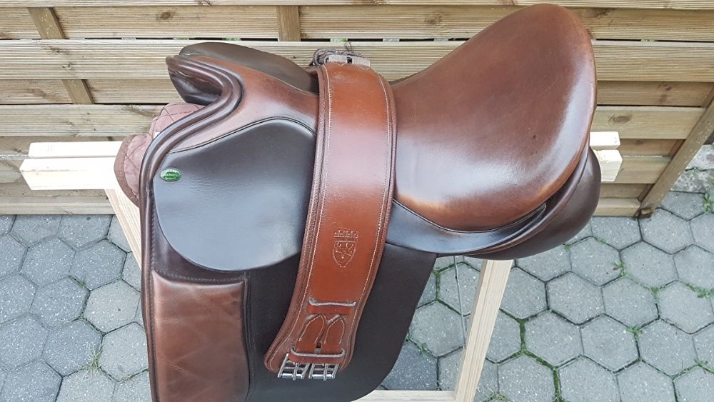 siodło ujeżdżeniowe HULSEBOS 17,5/31 KOMPLETNE !