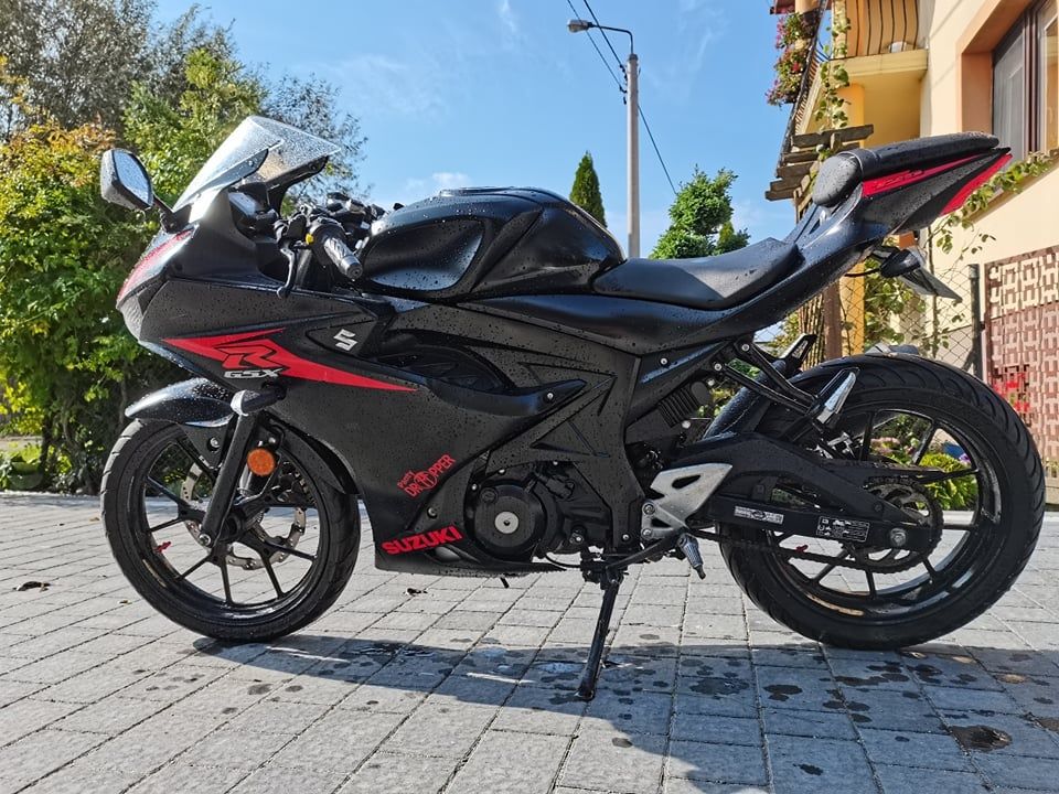 Suzuki GSX-R 125 CBR Niski Przebieg