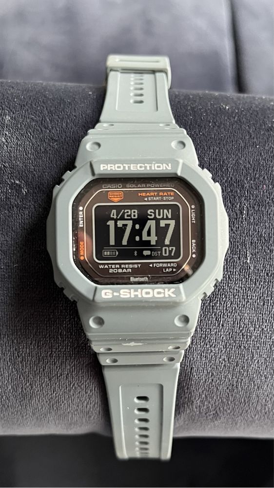 Casio G-SHOCK G-Squad DW-H5600 -2ER