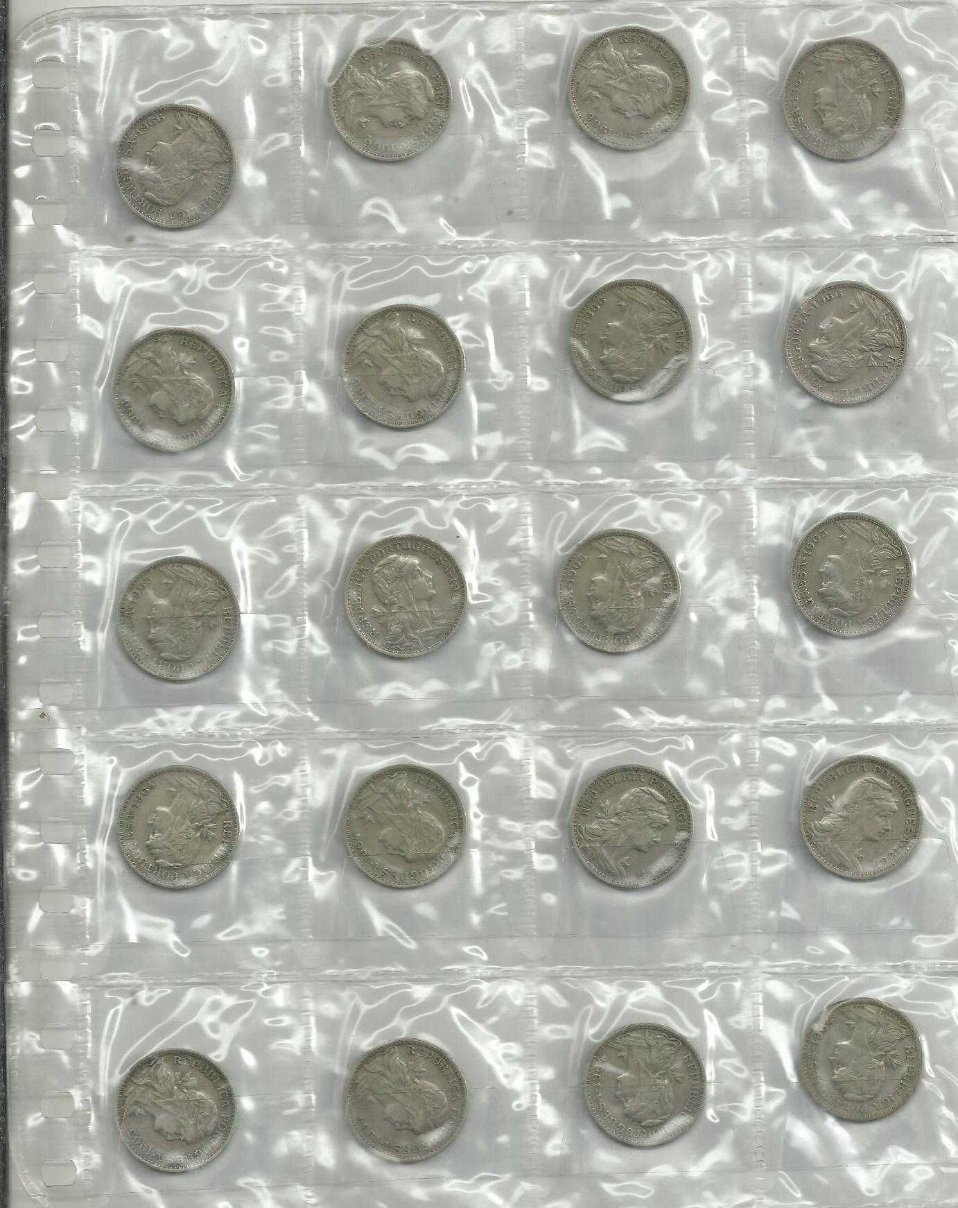 Lote com 103 moedas antigas de 50 centavos - com venda individual