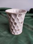 Elegancki kubek porcelanowy